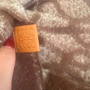 Loewe Tan and Cream Textured Scarf new